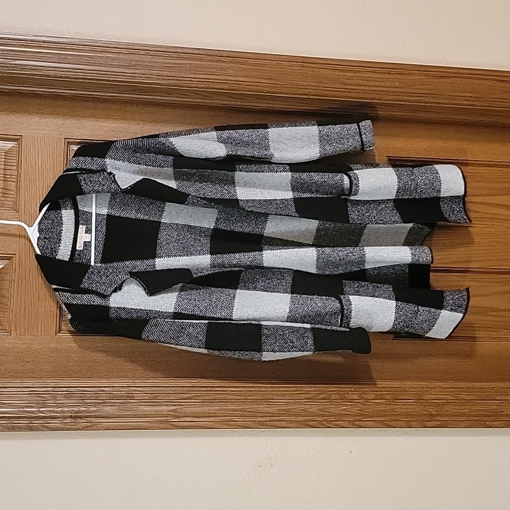 XS black and gray sweater jacket